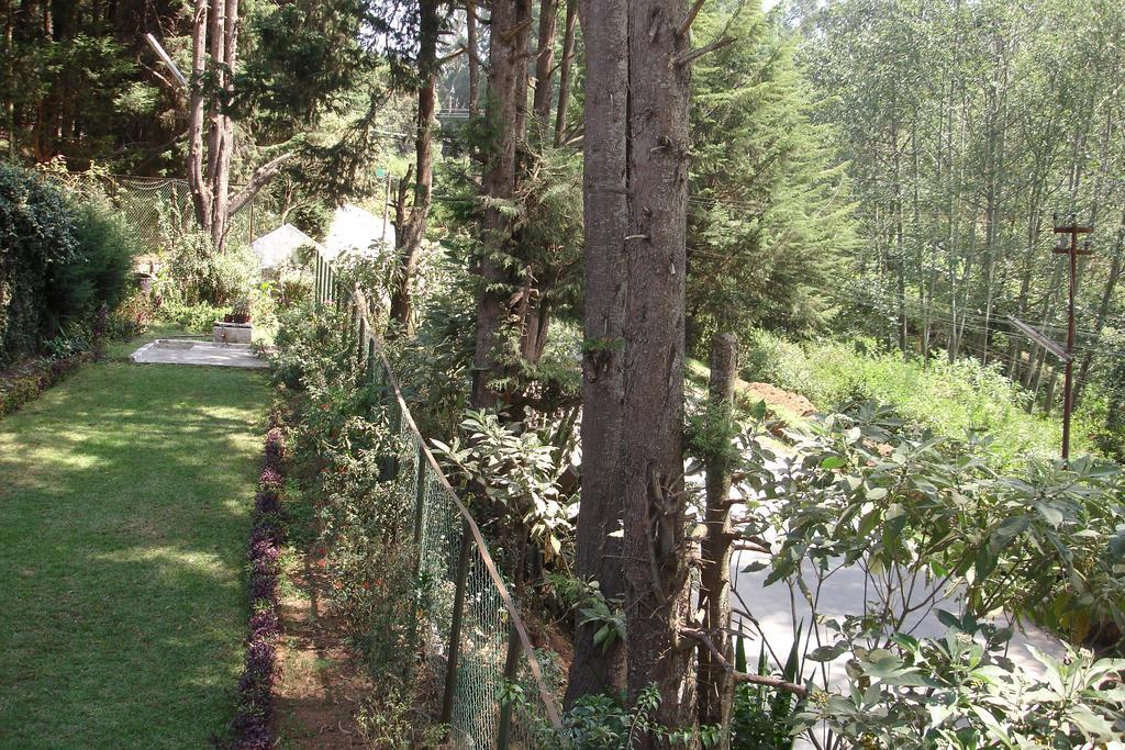The Red House Bed and Breakfast Ooty Eksteriør billede