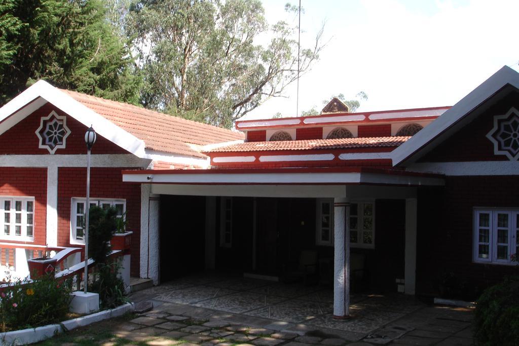 The Red House Bed and Breakfast Ooty Eksteriør billede