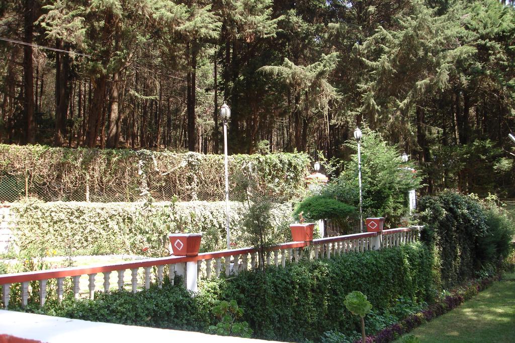 The Red House Bed and Breakfast Ooty Eksteriør billede