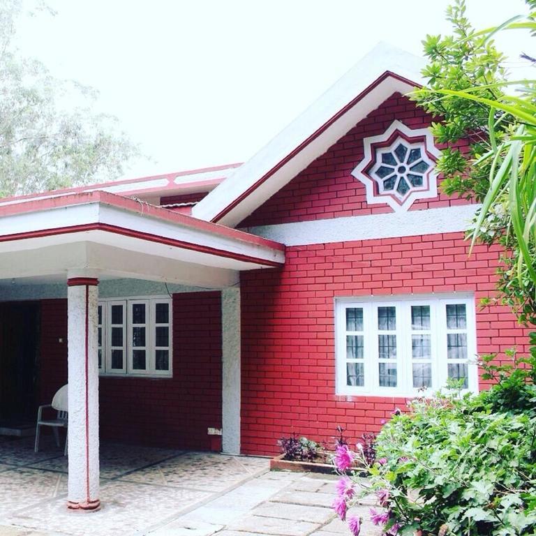 The Red House Bed and Breakfast Ooty Eksteriør billede